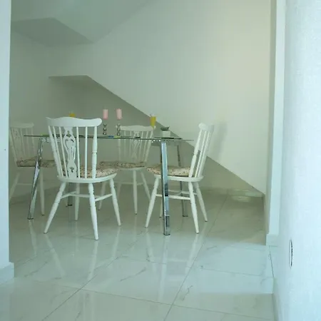 Masa アパート Tribalj