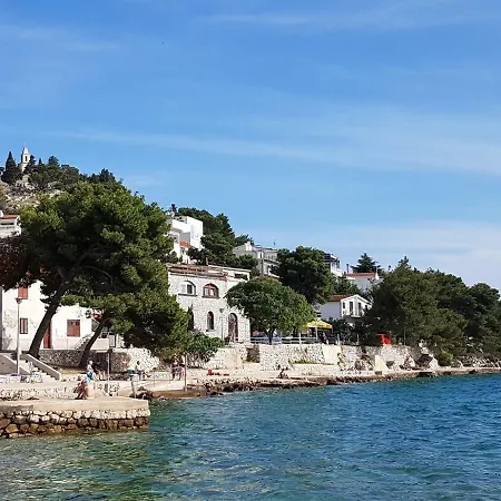 Masa アパート Tribalj